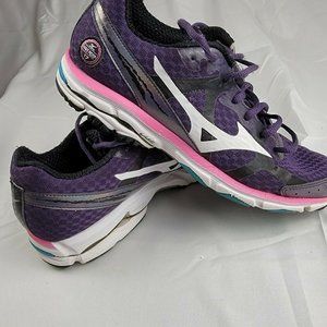Mizuno Wave Rider 17 Women's Size 9